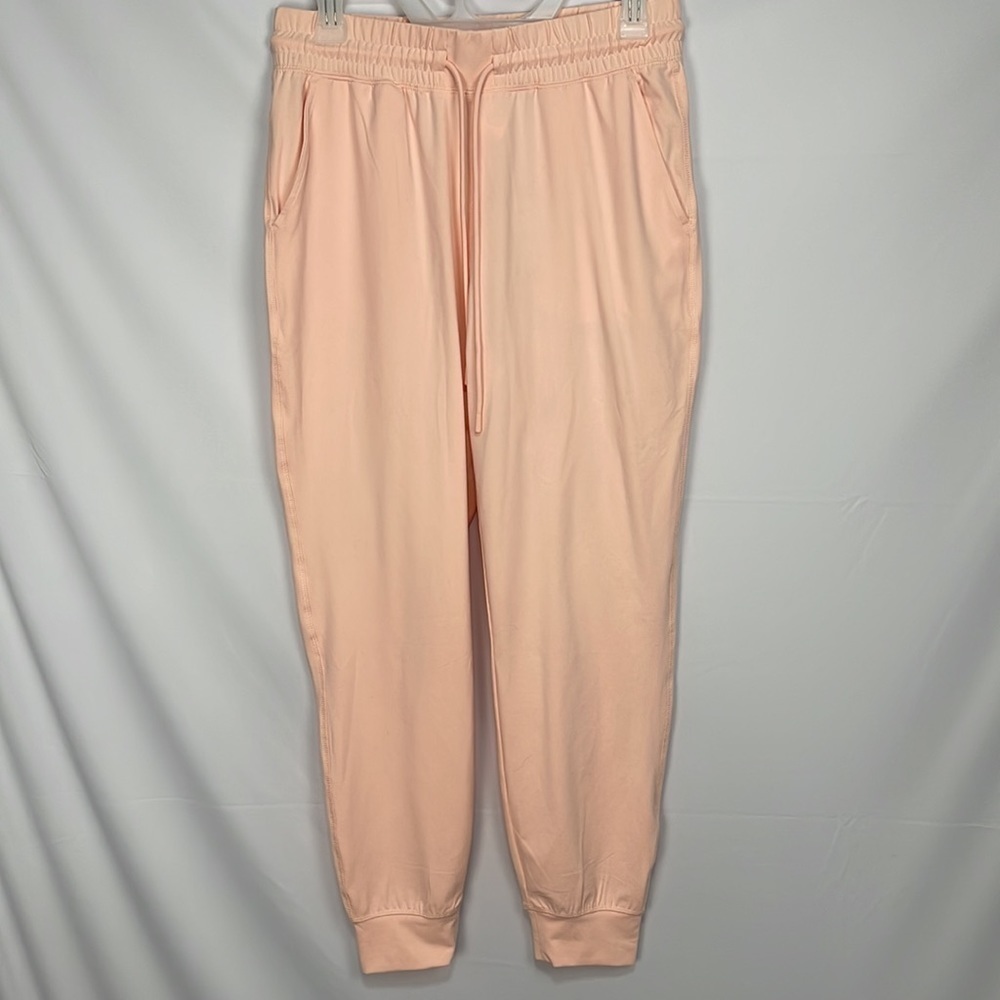 Fabletics high waisted performance jogger in pink buttercream women’s size M - Picture 6 of 17